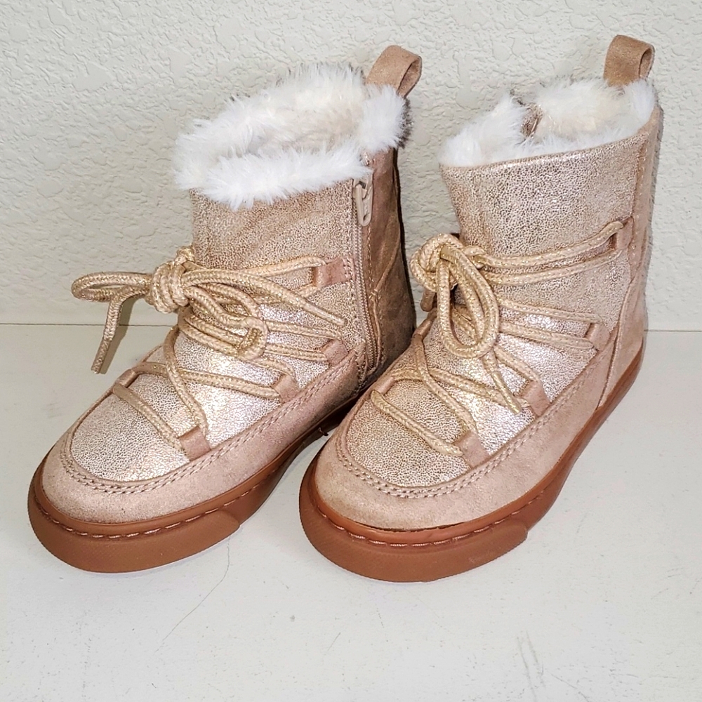 Gymboree Toddler Boots - sz. 7 EUC Like New